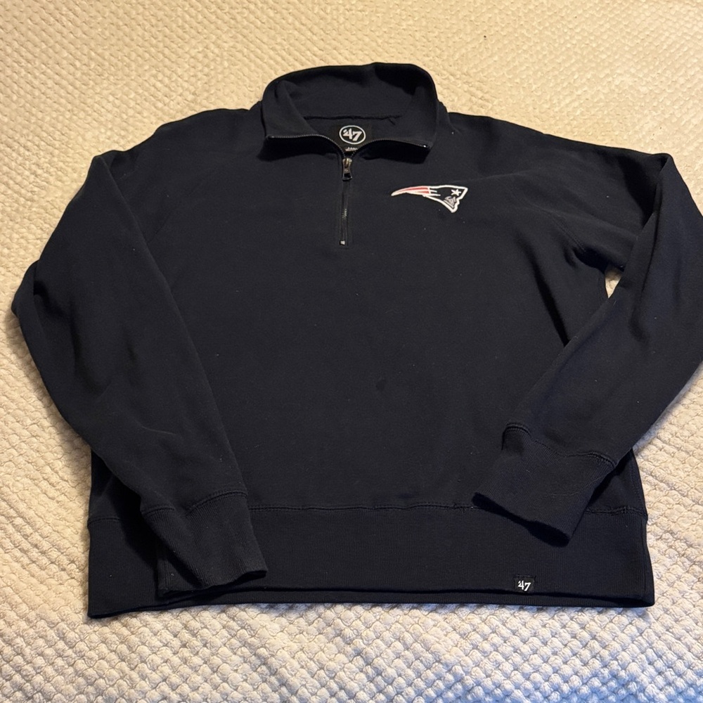 47 Men's New England Patriots Navy Zip-Up Sweater